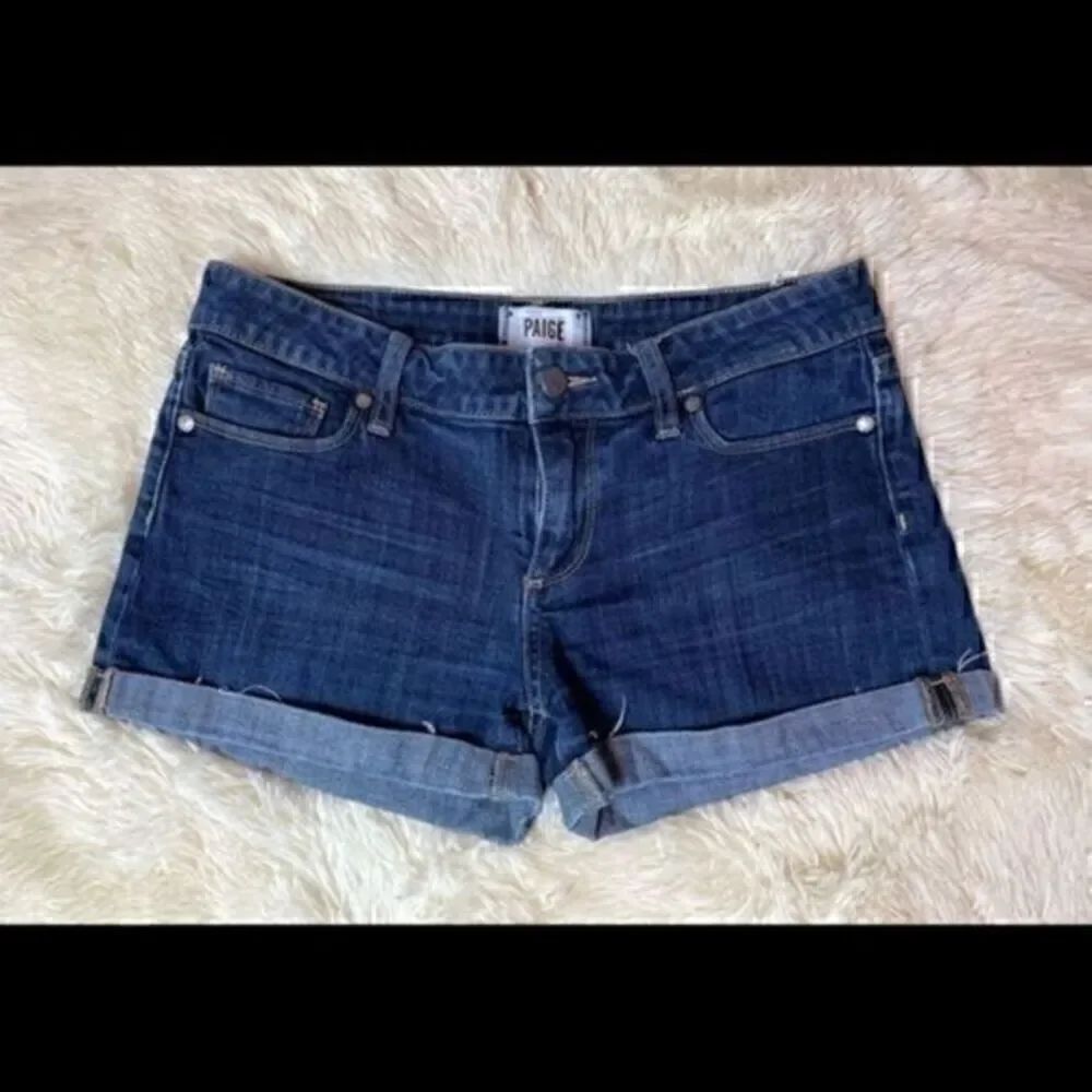 EUC Women’s Paige Booty shorts size 27